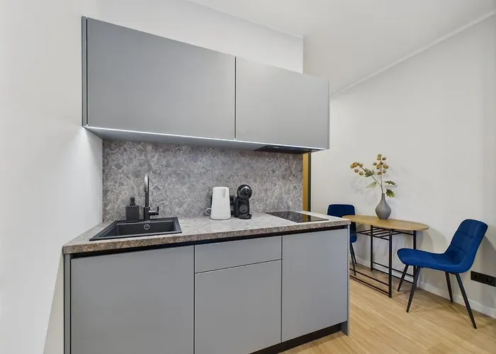 Апартаменты Bright And Cozy Old Town *